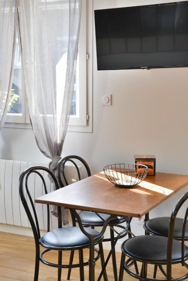 Guest House " Gite L'Atelier Du 6"- Calme - Jardin Тур Екстер'єр фото